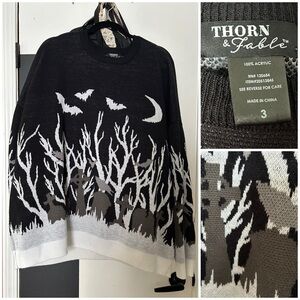 Thorn & Fable Hot Topic Cemetery Bat Crow Graveyard Women's Plus Sweater size 3